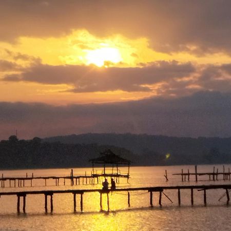 White Sand Ark Resort Sok San Village Buitenkant foto