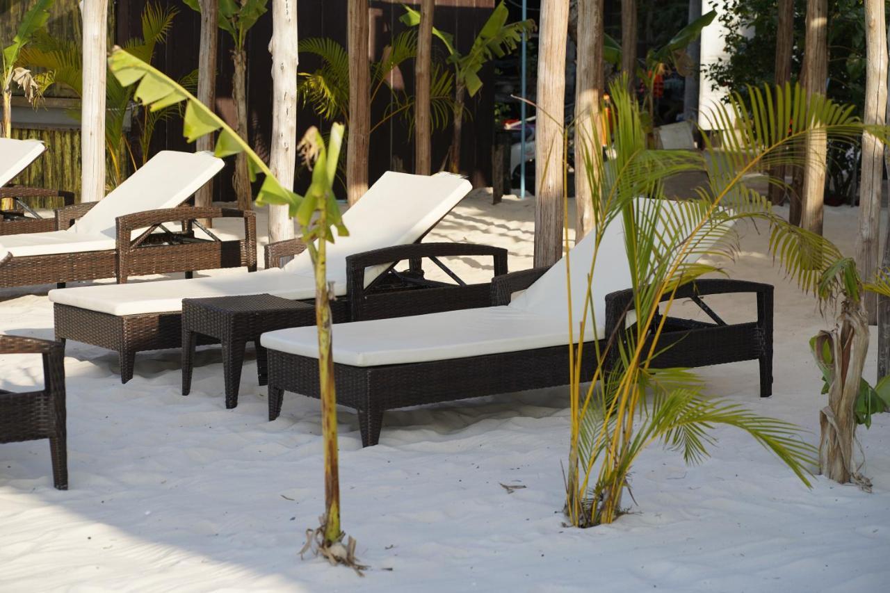 White Sand Ark Resort Sok San Village Buitenkant foto