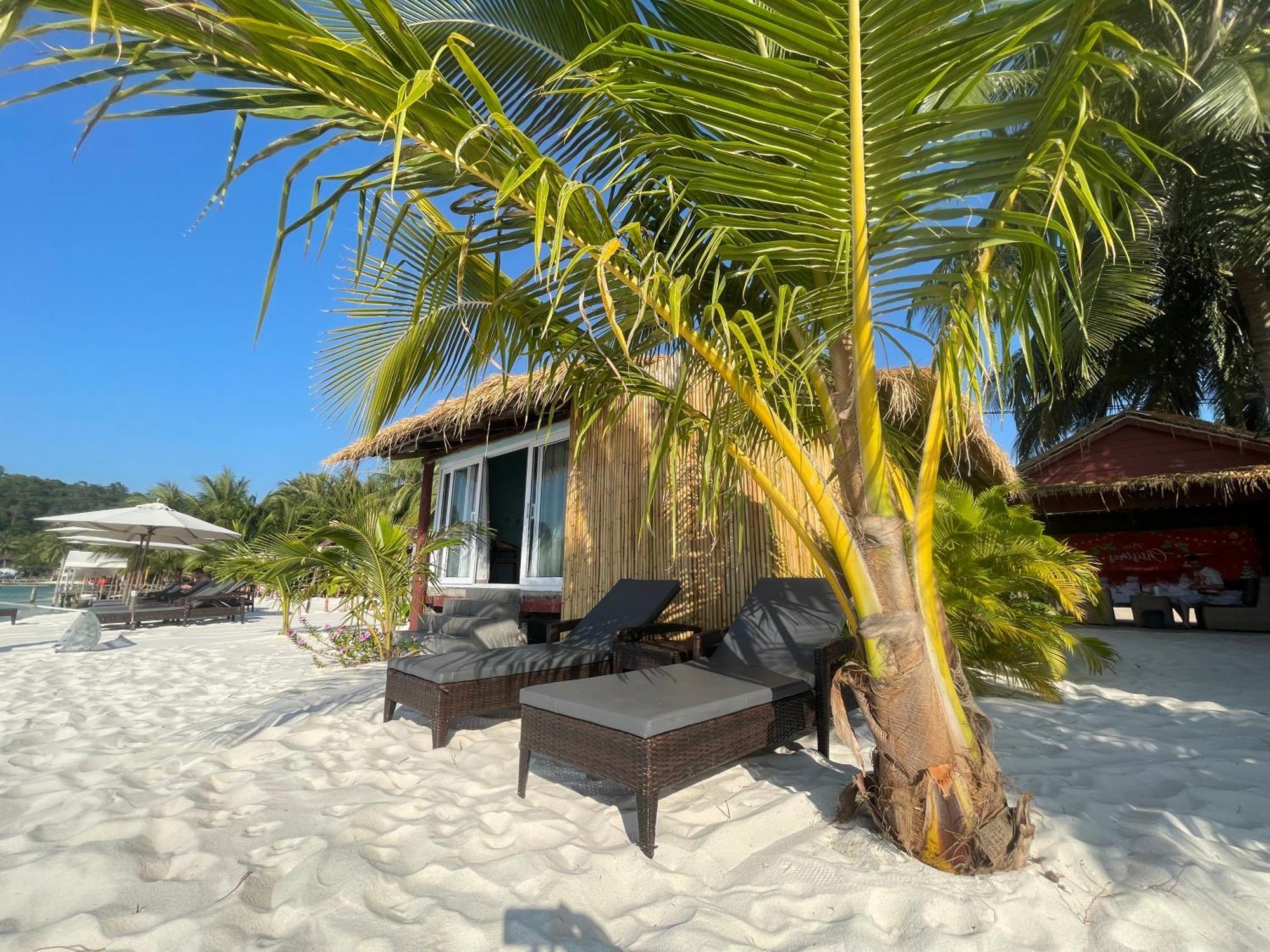 White Sand Ark Resort Sok San Village Buitenkant foto