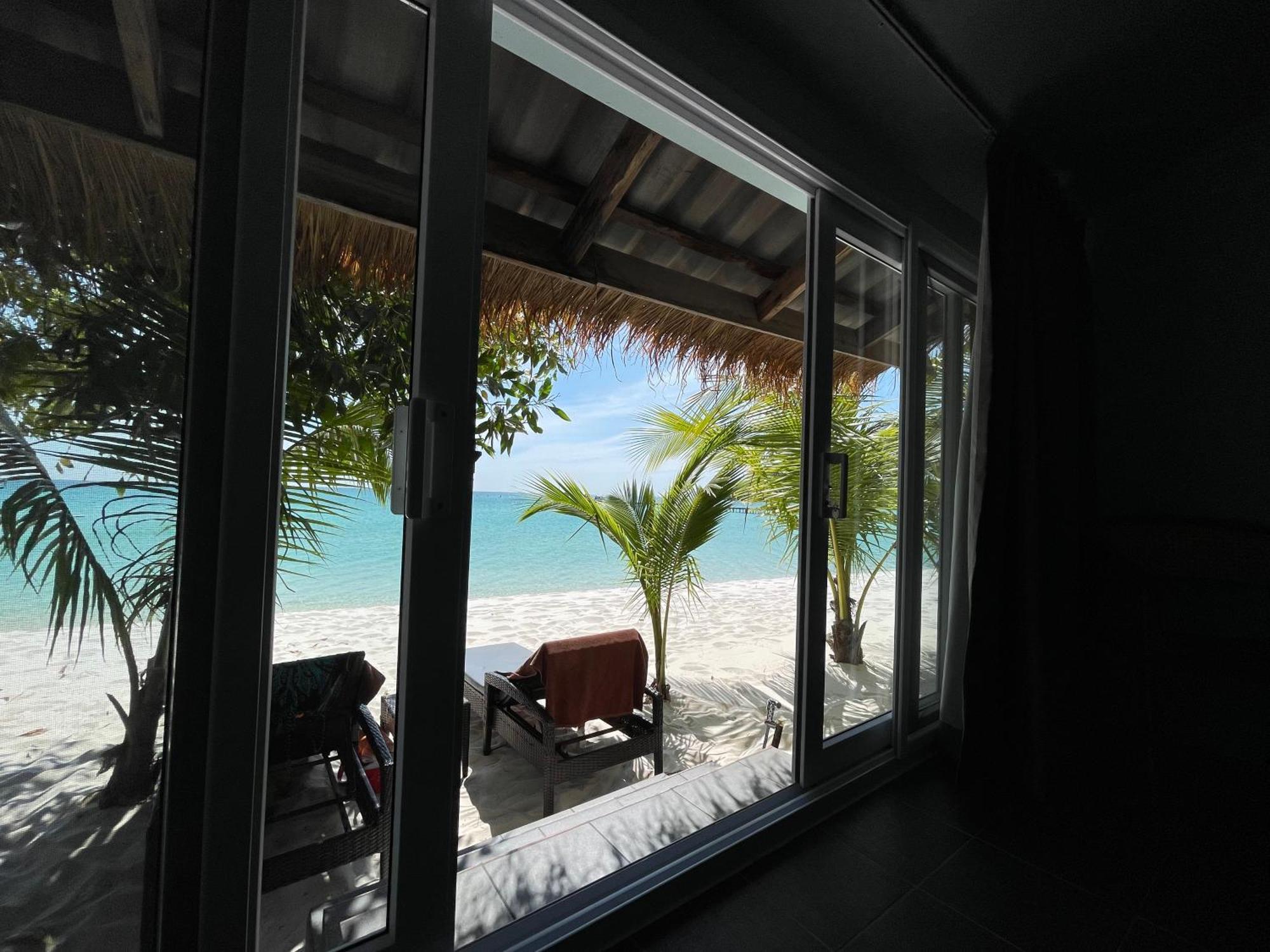 White Sand Ark Resort Sok San Village Buitenkant foto
